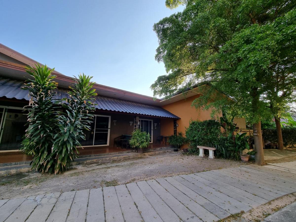 Kireeya Villa Phetchaburi Exterior foto